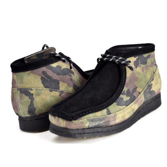 British Walkers Wallabee Boot Style Men's  Black Camouflage Leather and Suede - Picture 1 of 7